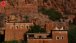 Lire la suite à propos de l’article Excursion Tiznit Tafraoute – Découverte du Sud Maroc et de l’Anti-Atlas